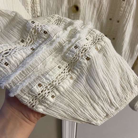 Free people Elegant Ivory Button-Down Shirt with Lace Accents Medium - Picture 6 of 8